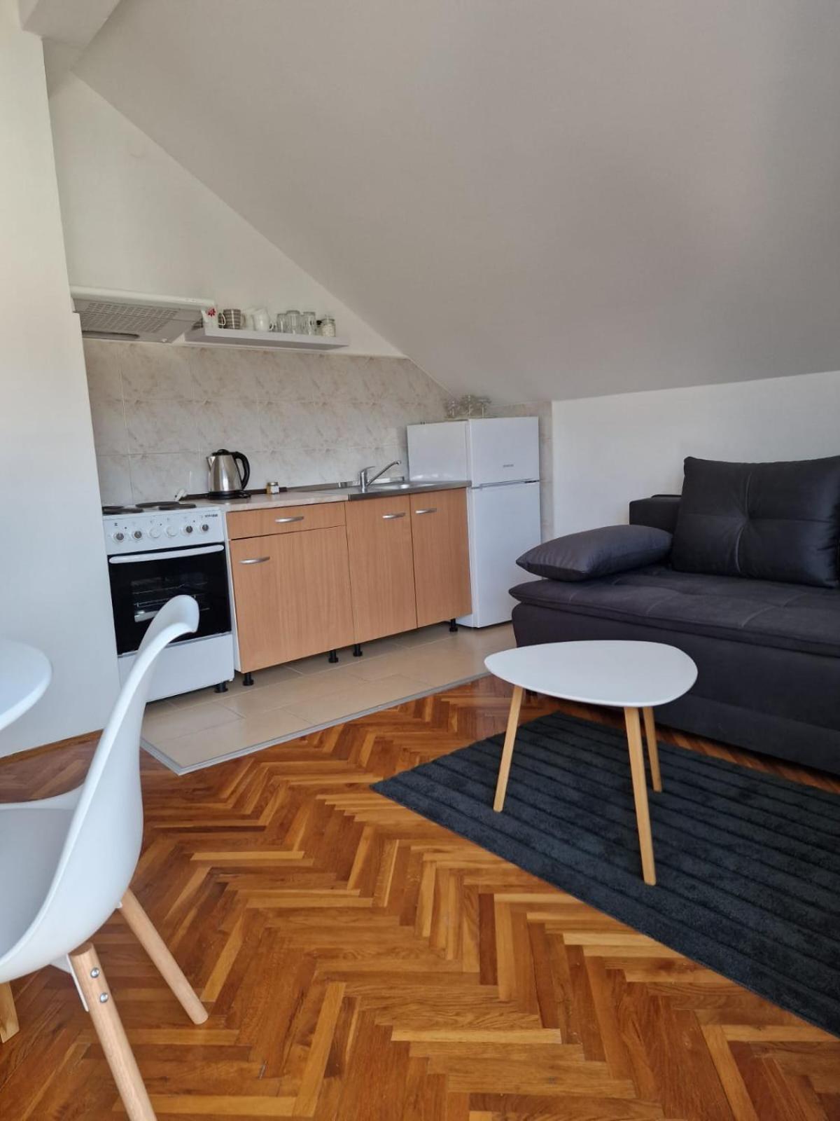 Apartmani Zinda Sukošan Buitenkant foto